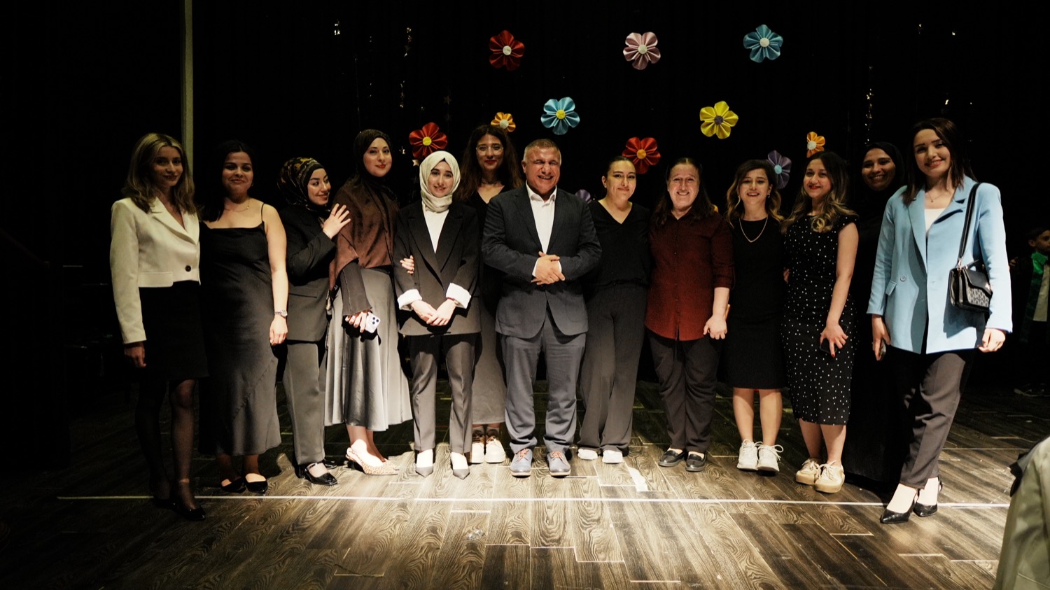 İlkokul — Tarih ve Teknoloji Koleji